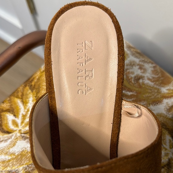 Steve Madden Brown Suede Mules - Picture 3 of 8
